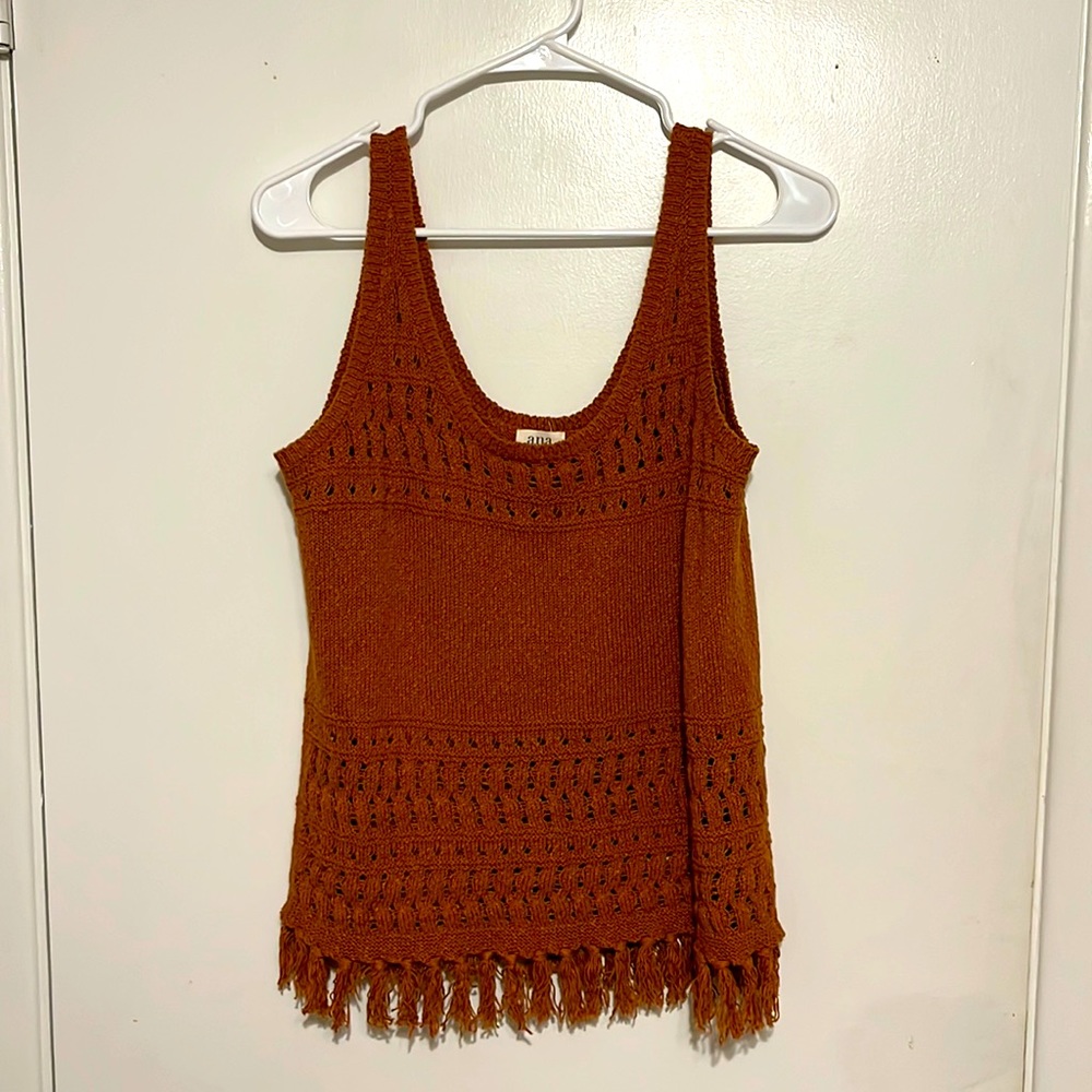 Xtra small cute orange top.